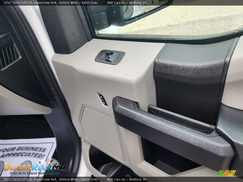 Door Panel of 2017 Ford F150 XL SuperCrew 4x4 Photo #23