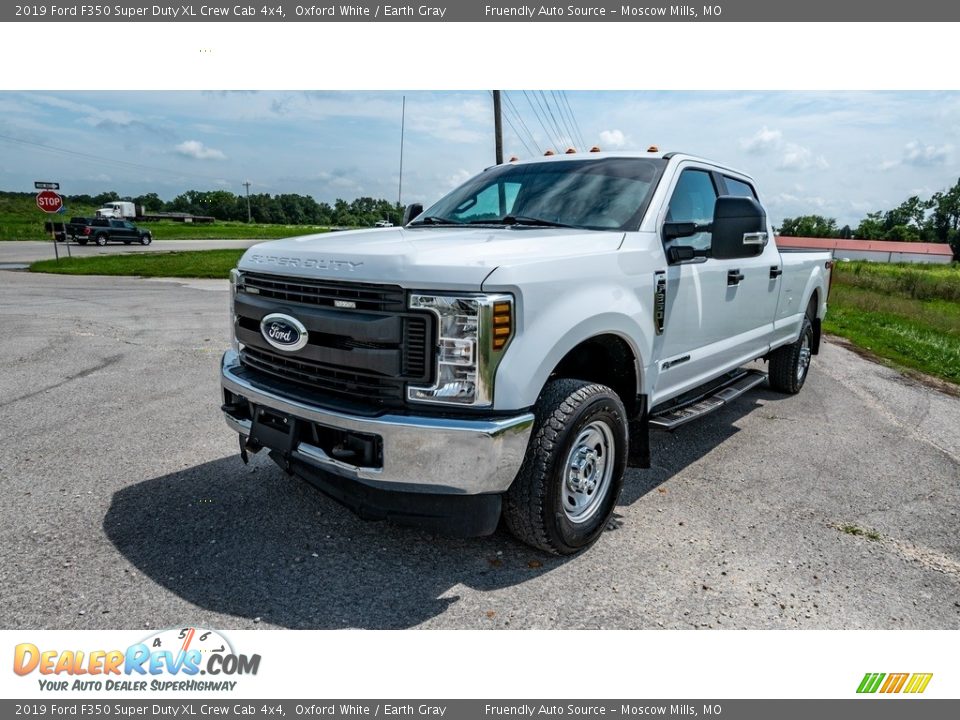 2019 Ford F350 Super Duty XL Crew Cab 4x4 Oxford White / Earth Gray Photo #8