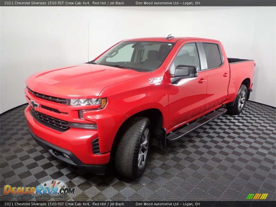 2021 Chevrolet Silverado 1500 RST Crew Cab 4x4 Red Hot / Jet Black Photo #8