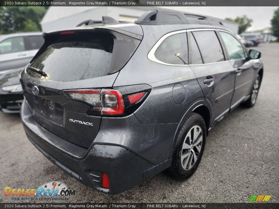 2020 Subaru Outback 2.5i Premium Magnetite Gray Metallic / Titanium Gray Photo #3