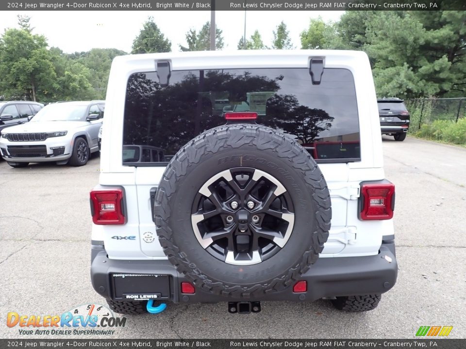 2024 Jeep Wrangler 4-Door Rubicon X 4xe Hybrid Bright White / Black Photo #4