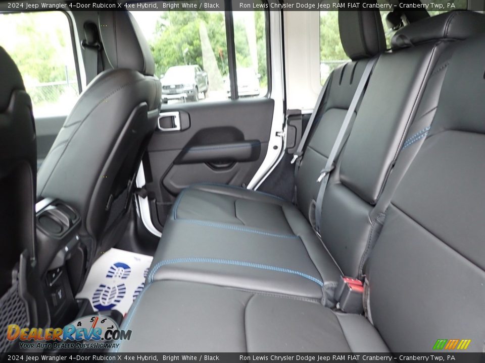 2024 Jeep Wrangler 4-Door Rubicon X 4xe Hybrid Bright White / Black Photo #12