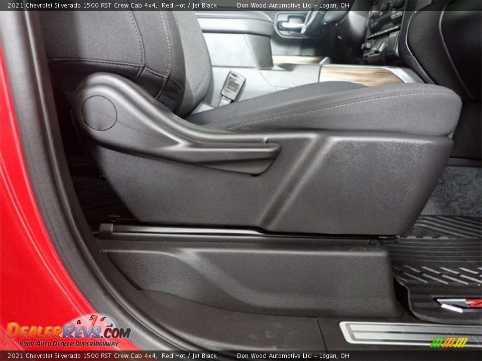 2021 Chevrolet Silverado 1500 RST Crew Cab 4x4 Red Hot / Jet Black Photo #34