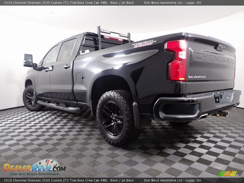 2019 Chevrolet Silverado 1500 Custom Z71 Trail Boss Crew Cab 4WD Black / Jet Black Photo #9