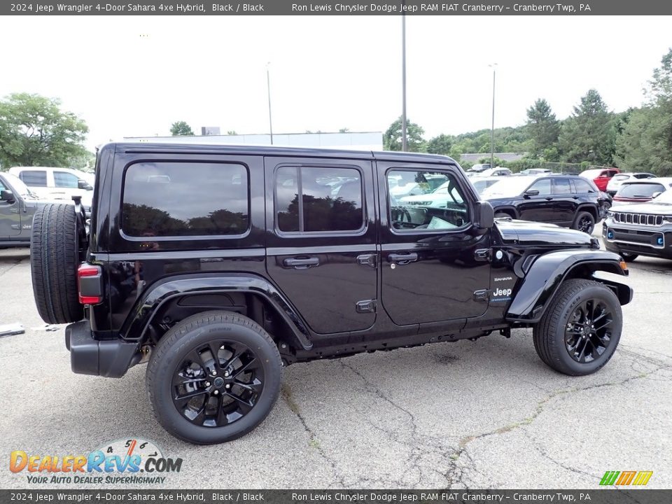 2024 Jeep Wrangler 4-Door Sahara 4xe Hybrid Black / Black Photo #5