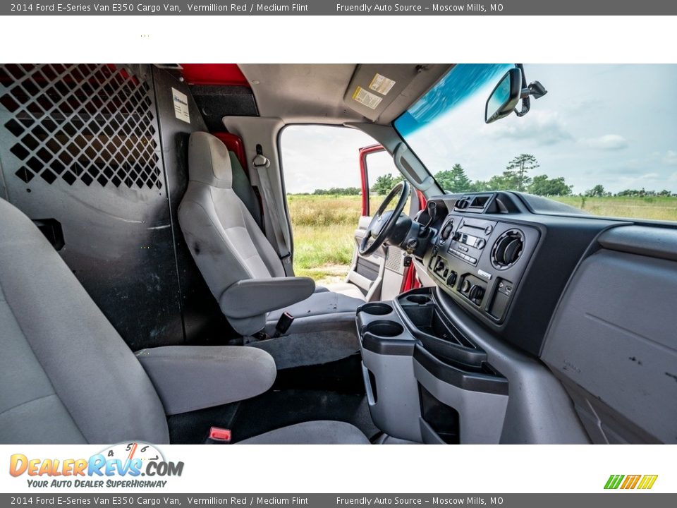 Front Seat of 2014 Ford E-Series Van E350 Cargo Van Photo #25