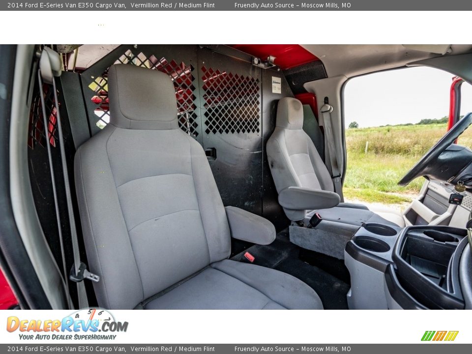 Front Seat of 2014 Ford E-Series Van E350 Cargo Van Photo #26