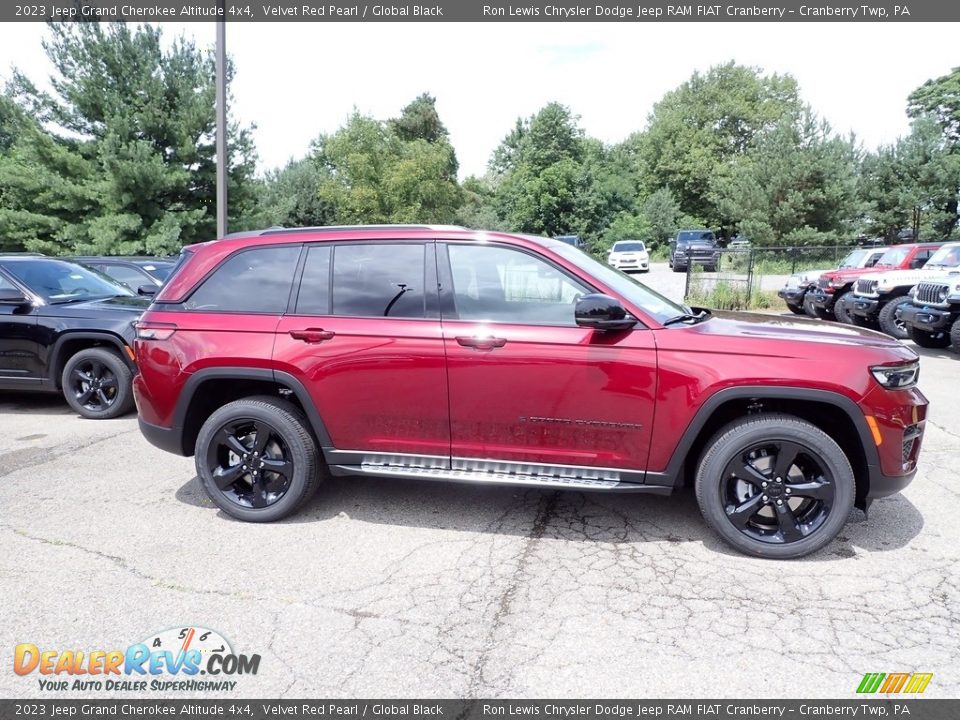 Velvet Red Pearl 2023 Jeep Grand Cherokee Altitude 4x4 Photo #6