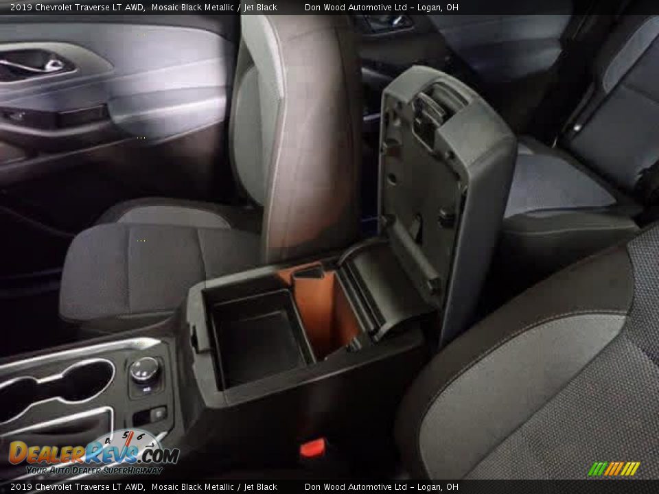2019 Chevrolet Traverse LT AWD Mosaic Black Metallic / Jet Black Photo #28