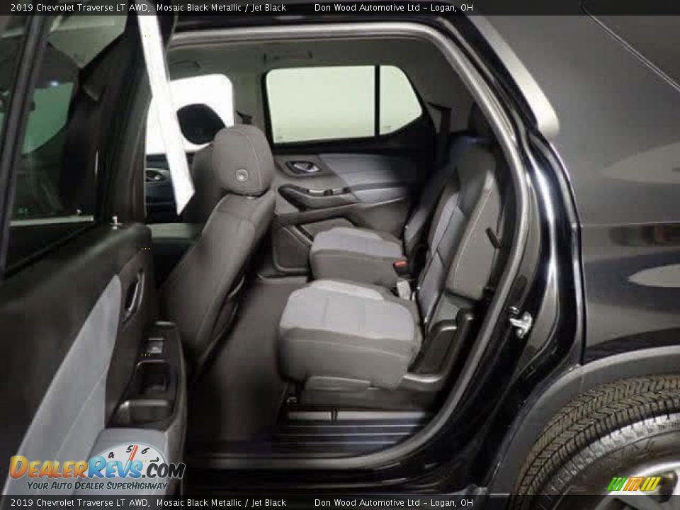 2019 Chevrolet Traverse LT AWD Mosaic Black Metallic / Jet Black Photo #30