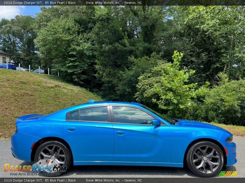 2019 Dodge Charger SXT B5 Blue Pearl / Black Photo #6