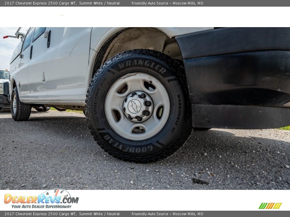 2017 Chevrolet Express 2500 Cargo WT Summit White / Neutral Photo #2