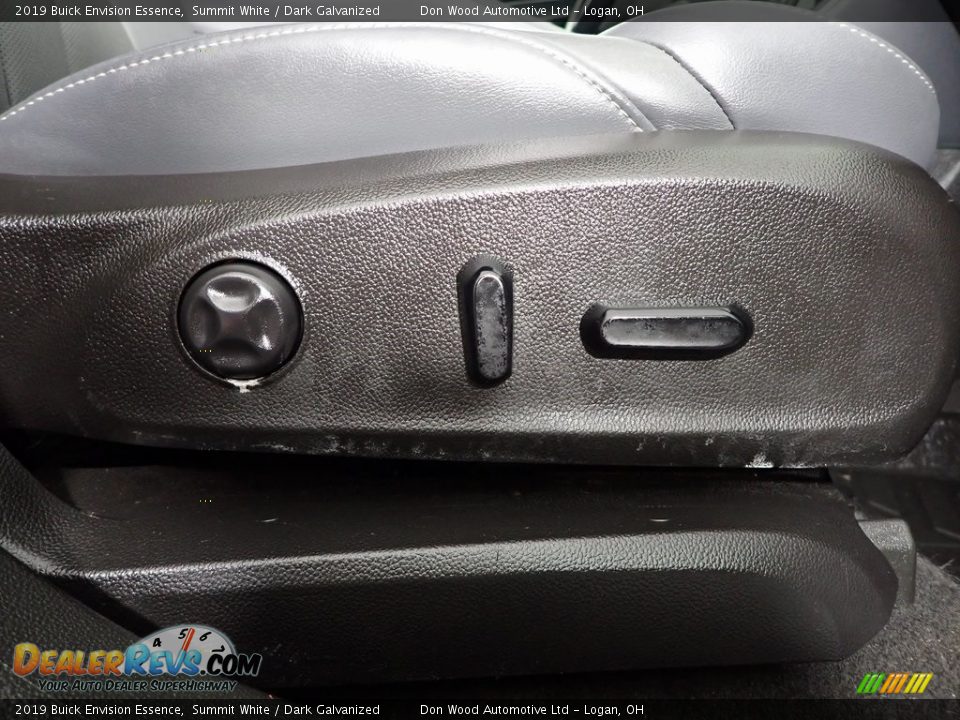 Front Seat of 2019 Buick Envision Essence Photo #36