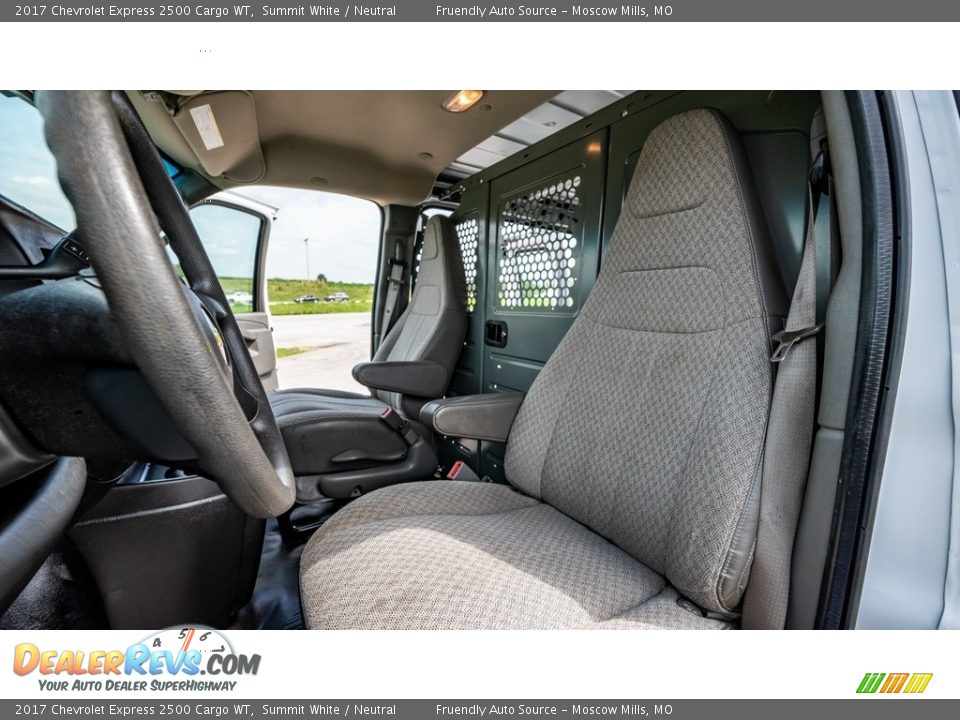 2017 Chevrolet Express 2500 Cargo WT Summit White / Neutral Photo #16