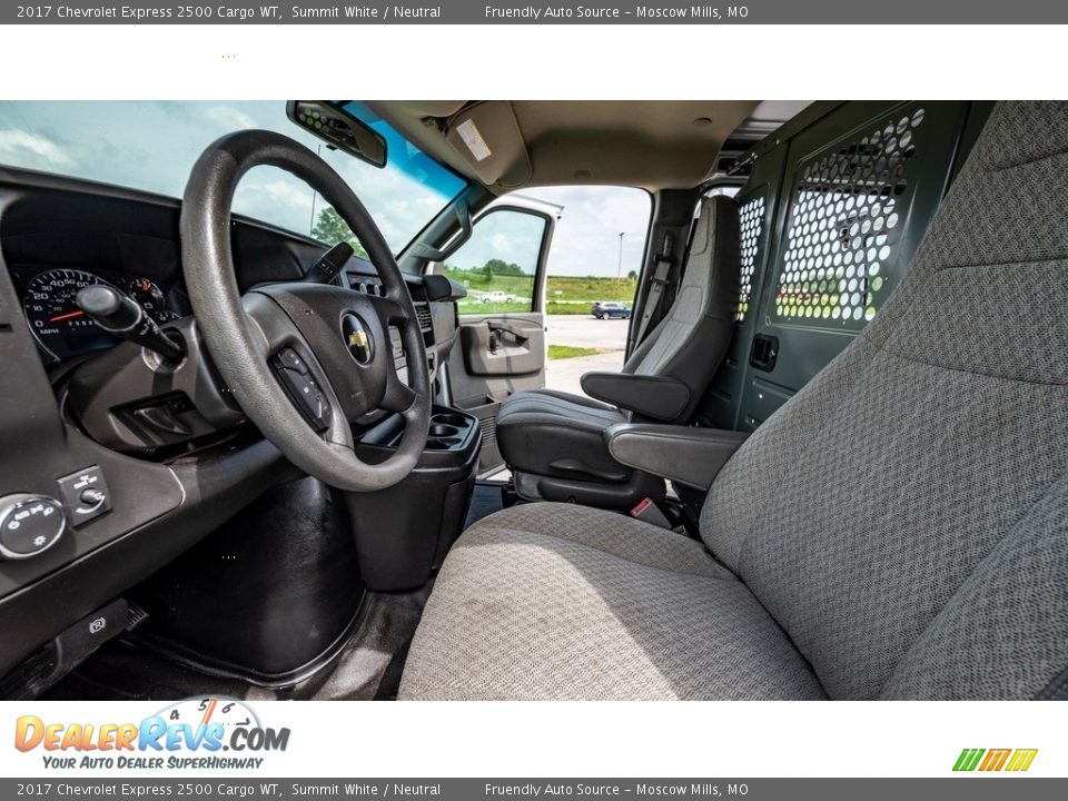 2017 Chevrolet Express 2500 Cargo WT Summit White / Neutral Photo #17