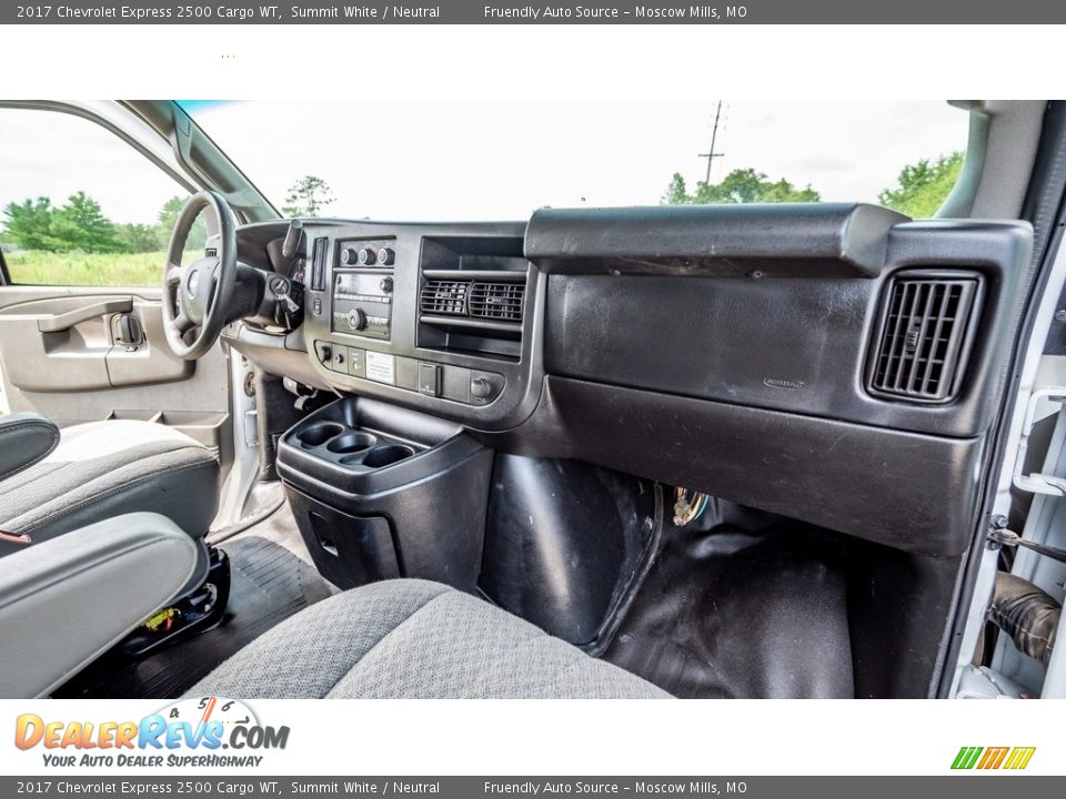 2017 Chevrolet Express 2500 Cargo WT Summit White / Neutral Photo #23
