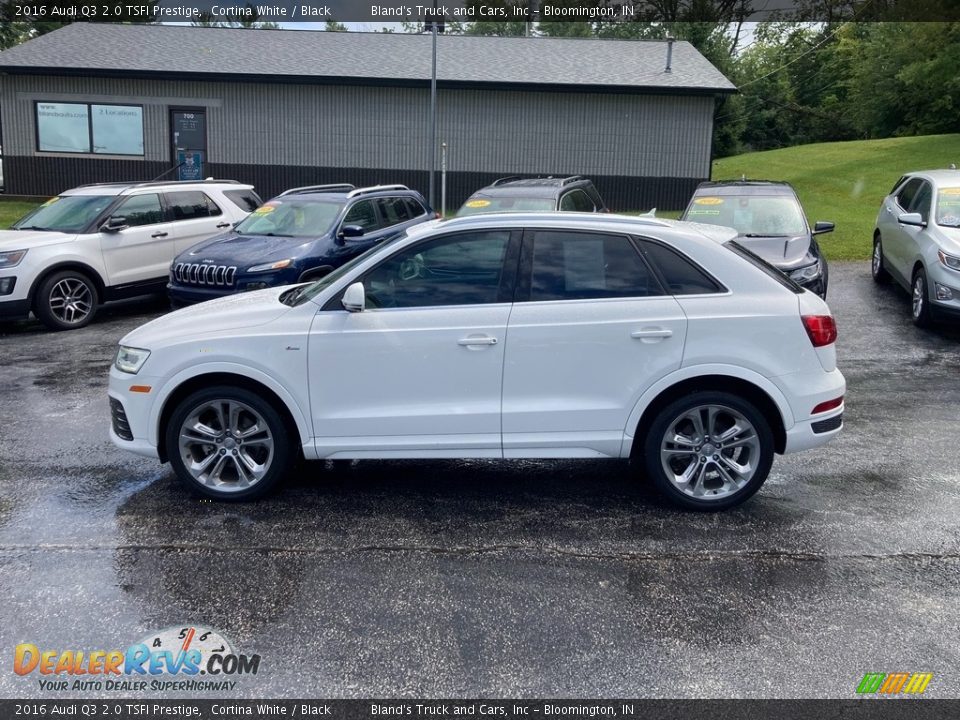 Cortina White 2016 Audi Q3 2.0 TSFI Prestige Photo #1