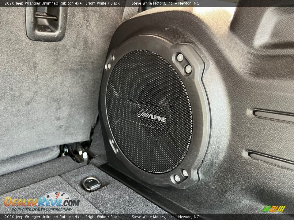 Audio System of 2020 Jeep Wrangler Unlimited Rubicon 4x4 Photo #16