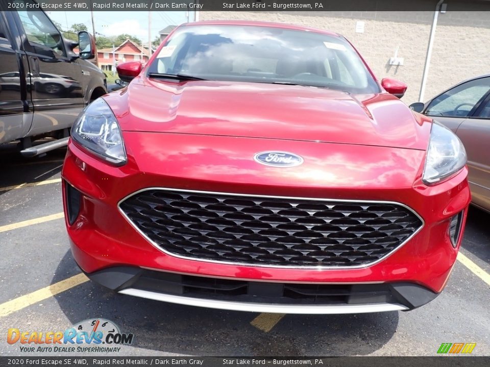 2020 Ford Escape SE 4WD Rapid Red Metallic / Dark Earth Gray Photo #2