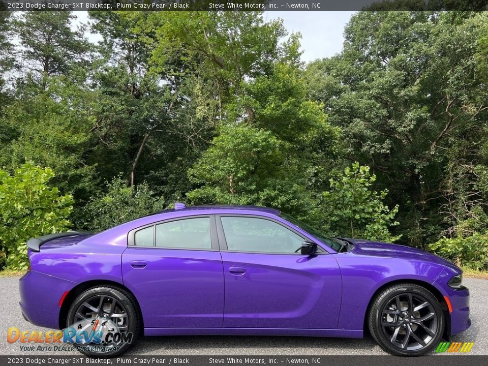 Plum Crazy Pearl 2023 Dodge Charger SXT Blacktop Photo #5