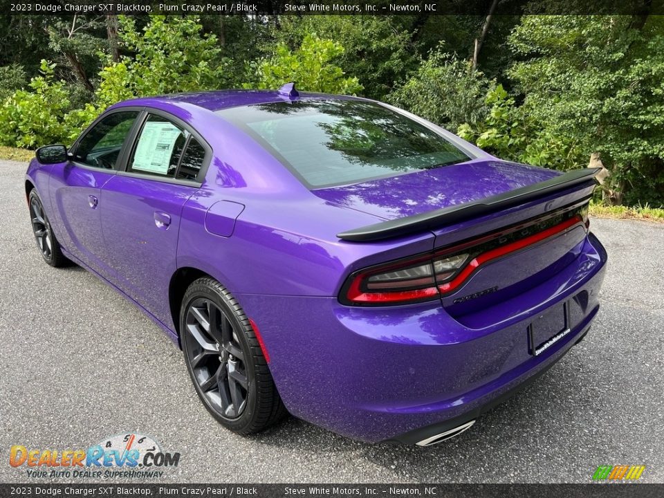 2023 Dodge Charger SXT Blacktop Plum Crazy Pearl / Black Photo #8