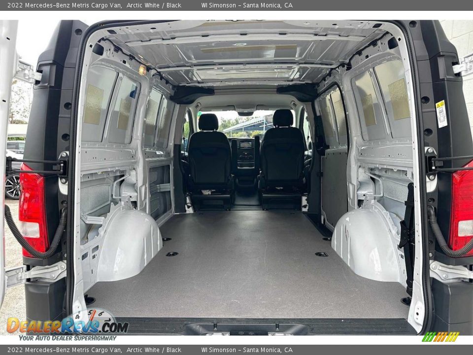 2022 Mercedes-Benz Metris Cargo Van Trunk Photo #13