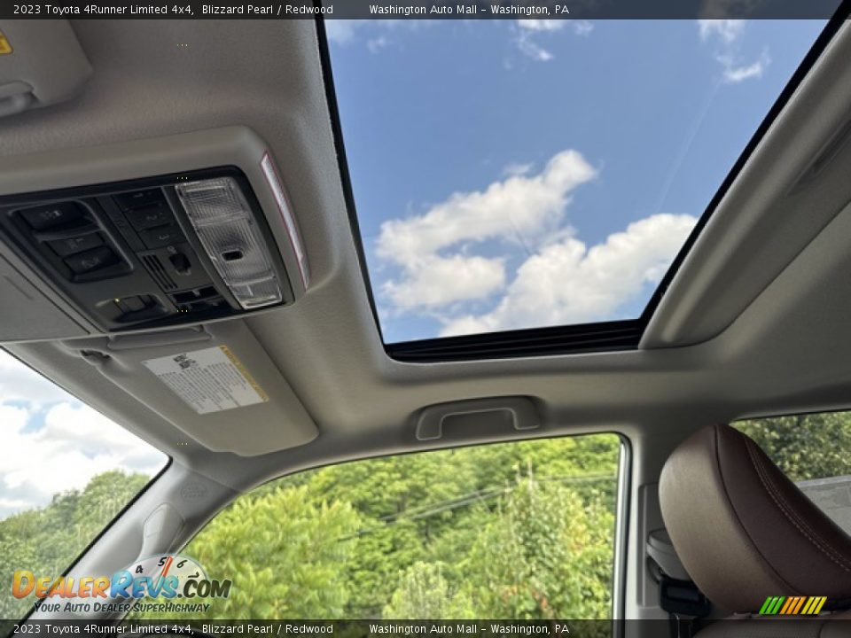 Sunroof of 2023 Toyota 4Runner Limited 4x4 Photo #15