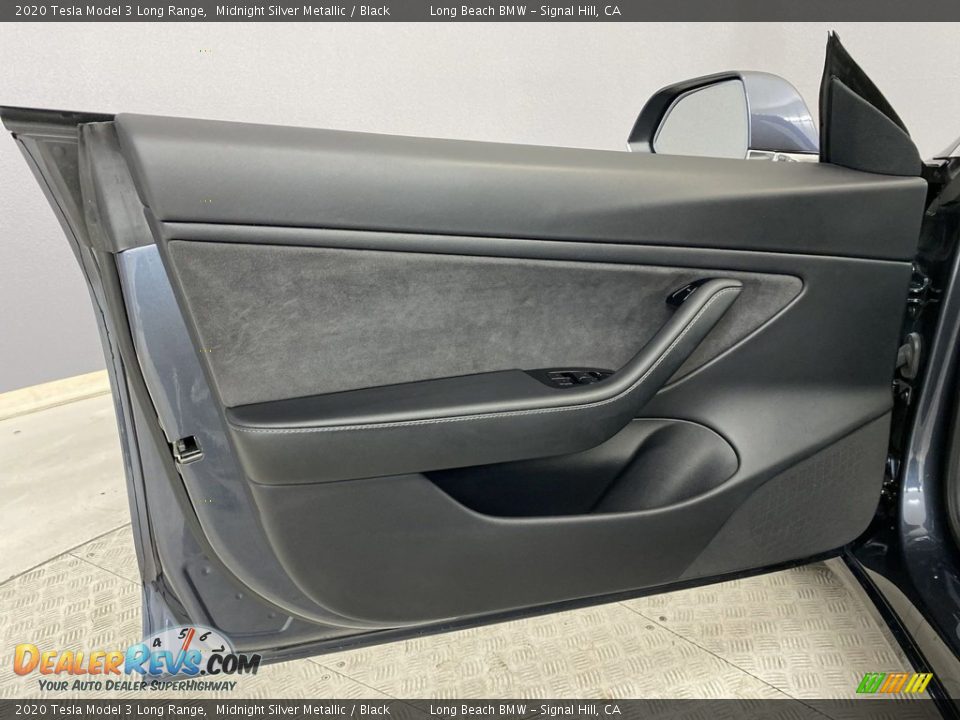 Door Panel of 2020 Tesla Model 3 Long Range Photo #12