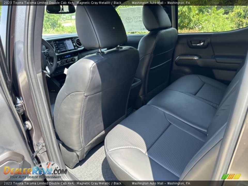 2023 Toyota Tacoma Limited Double Cab 4x4 Magnetic Gray Metallic / Black Photo #19