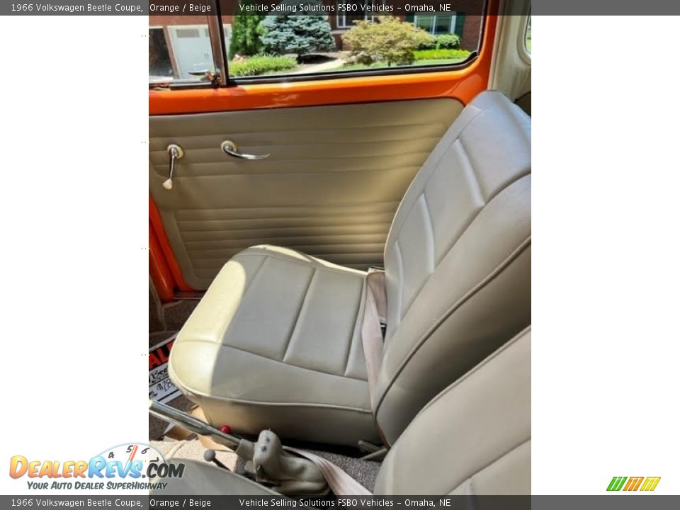 Front Seat of 1966 Volkswagen Beetle Coupe Photo #7