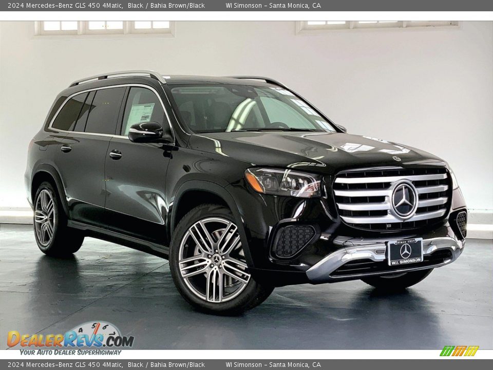 Front 3/4 View of 2024 Mercedes-Benz GLS 450 4Matic Photo #12