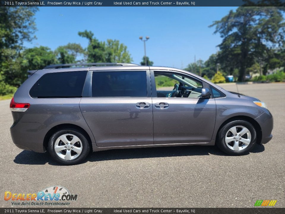 2011 Toyota Sienna LE Predawn Gray Mica / Light Gray Photo #7