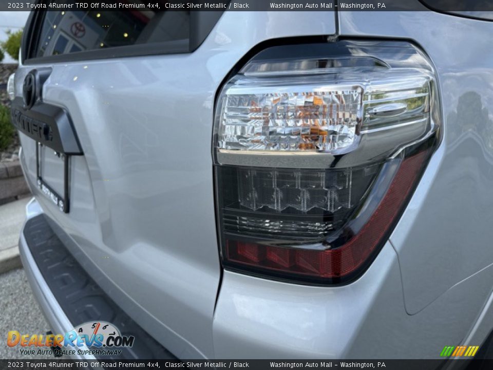 2023 Toyota 4Runner TRD Off Road Premium 4x4 Classic Silver Metallic / Black Photo #21