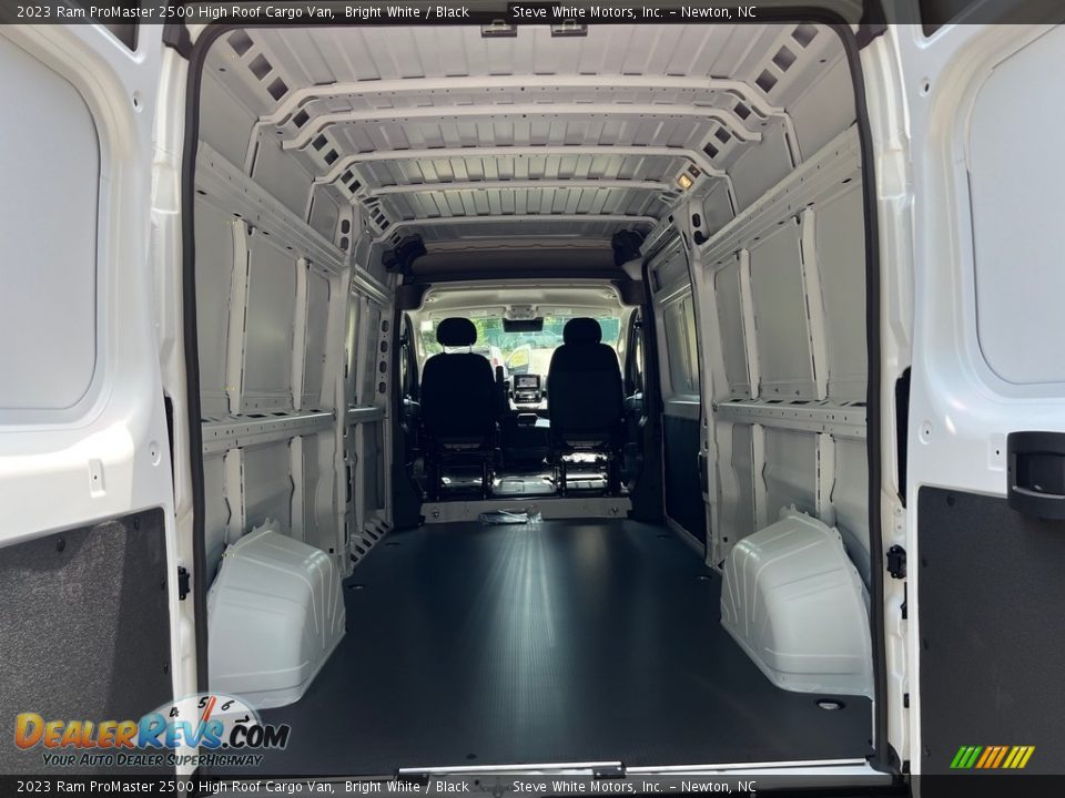 2023 Ram ProMaster 2500 High Roof Cargo Van Bright White / Black Photo #12