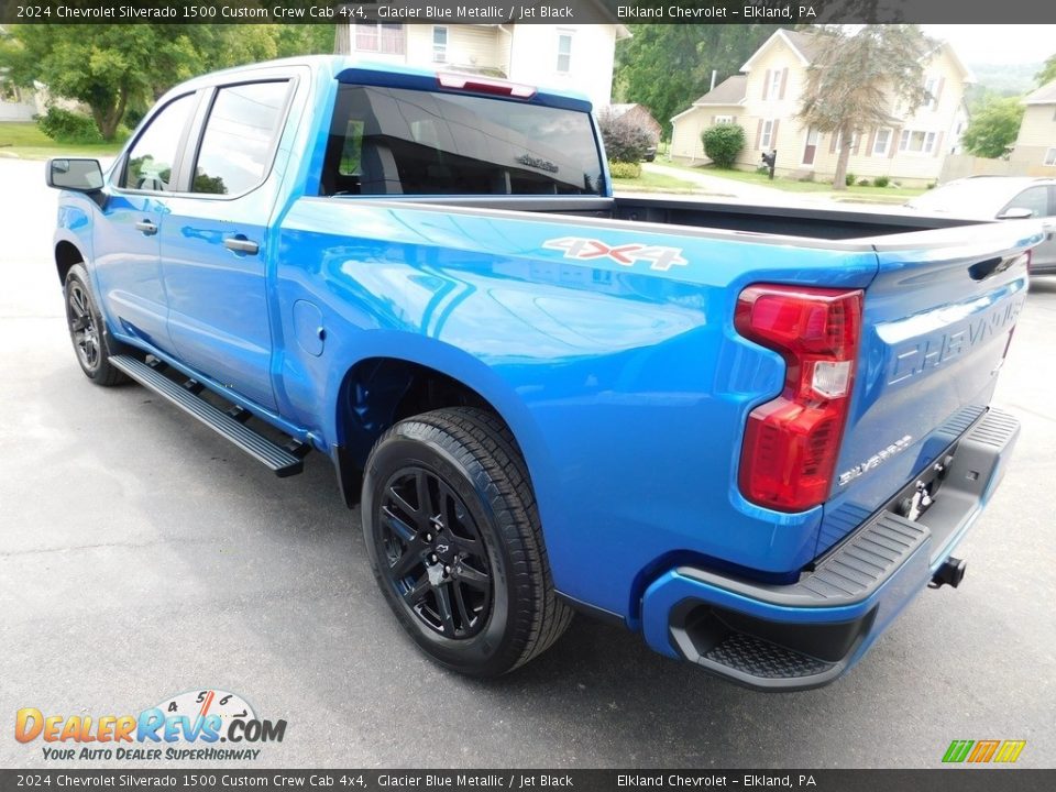 2024 Chevrolet Silverado 1500 Custom Crew Cab 4x4 Glacier Blue Metallic / Jet Black Photo #12