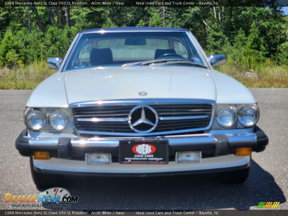 1988 Mercedes-Benz SL Class 560 SL Roadster Arctic White / Navy Photo #3