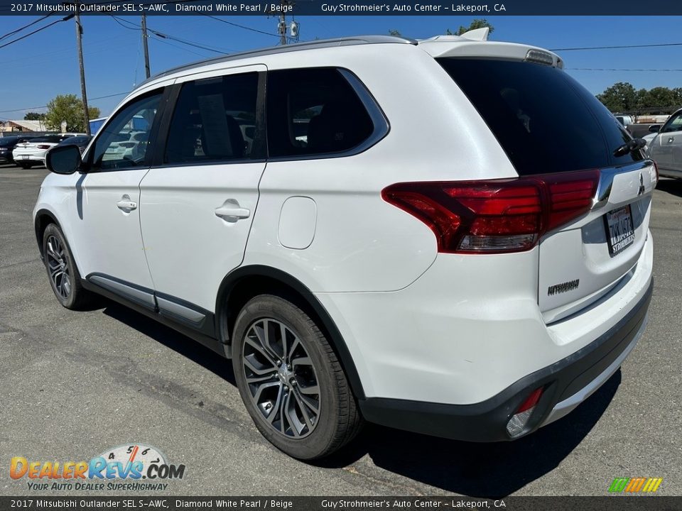 Diamond White Pearl 2017 Mitsubishi Outlander SEL S-AWC Photo #4