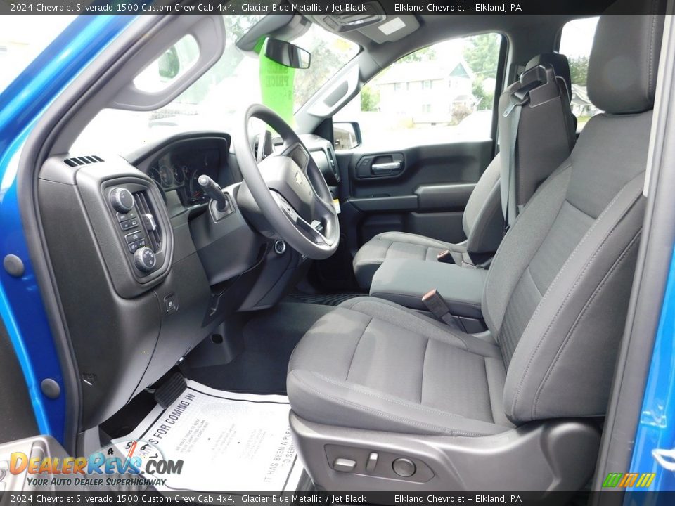 Front Seat of 2024 Chevrolet Silverado 1500 Custom Crew Cab 4x4 Photo #23