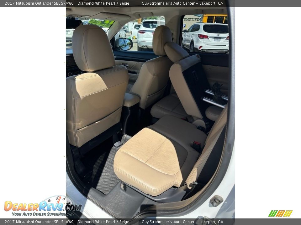 Rear Seat of 2017 Mitsubishi Outlander SEL S-AWC Photo #13