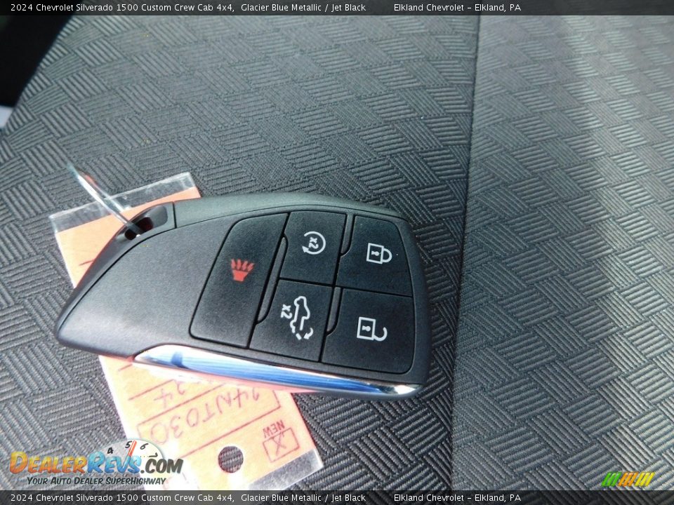 Keys of 2024 Chevrolet Silverado 1500 Custom Crew Cab 4x4 Photo #29