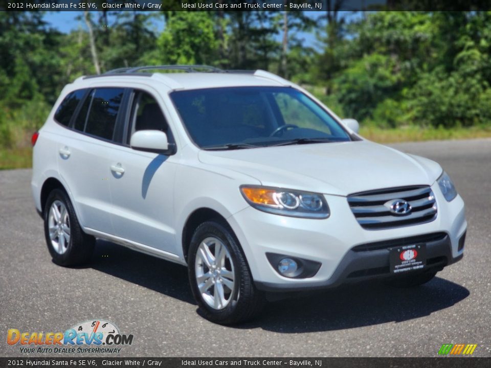 2012 Hyundai Santa Fe SE V6 Glacier White / Gray Photo #2