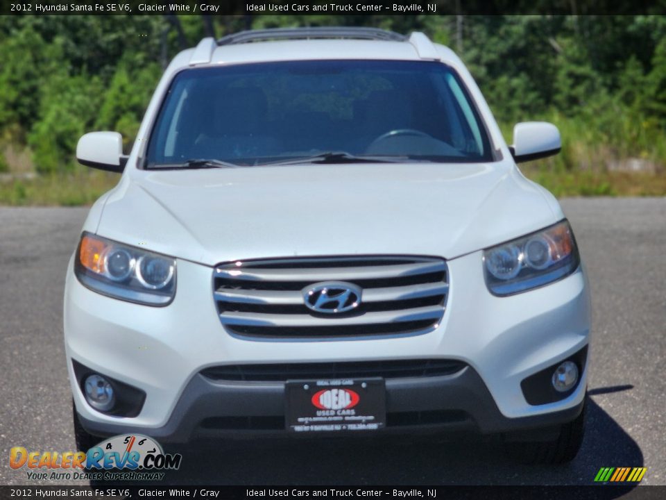 2012 Hyundai Santa Fe SE V6 Glacier White / Gray Photo #3