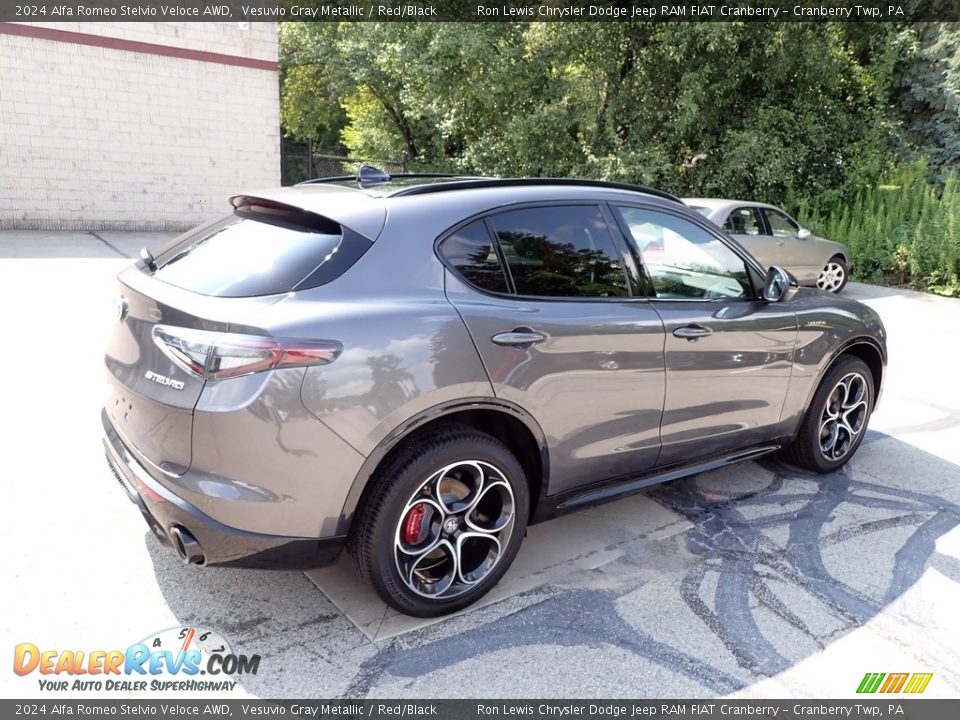 2024 Alfa Romeo Stelvio Veloce AWD Vesuvio Gray Metallic / Red/Black Photo #5