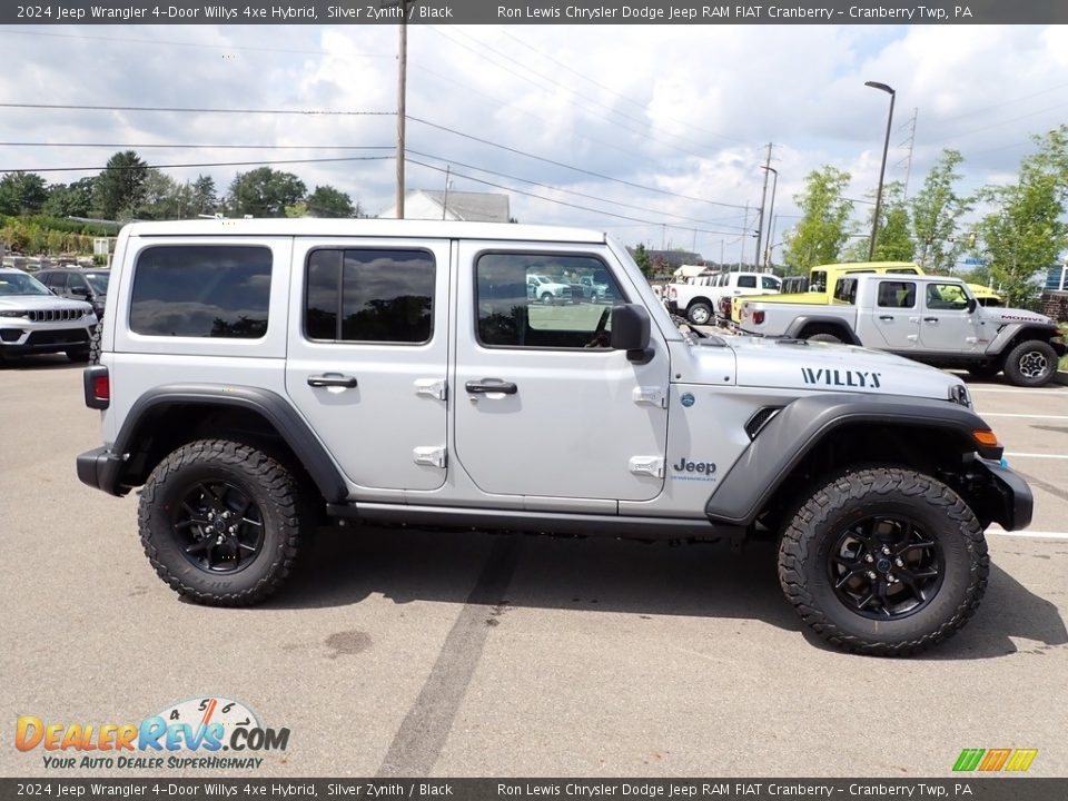 2024 Jeep Wrangler 4-Door Willys 4xe Hybrid Silver Zynith / Black Photo #6