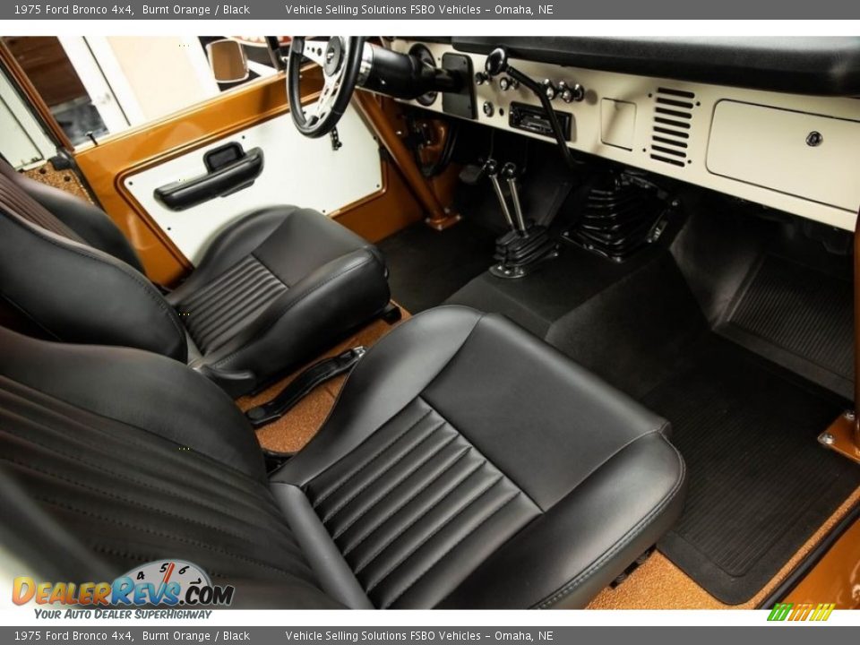 Black Interior - 1975 Ford Bronco 4x4 Photo #2