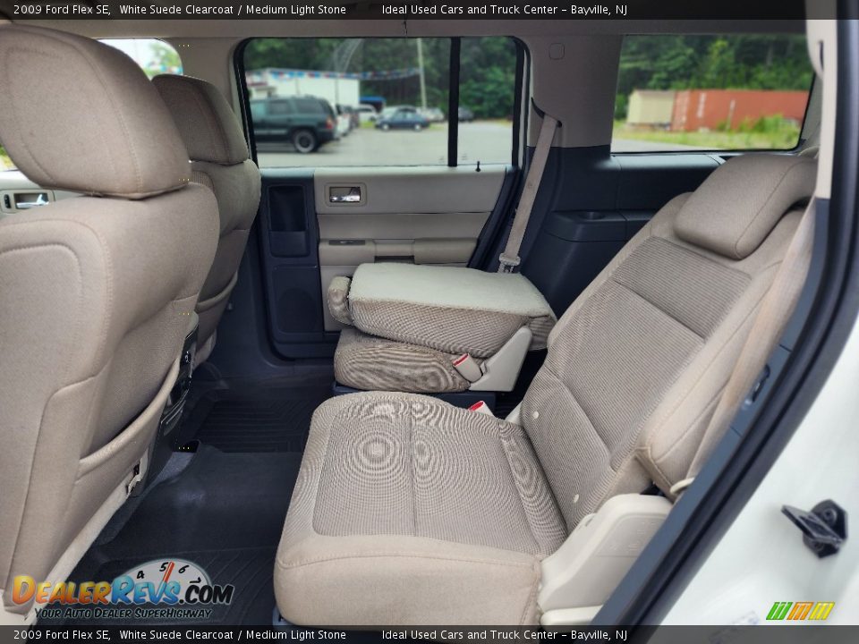 Rear Seat of 2009 Ford Flex SE Photo #21