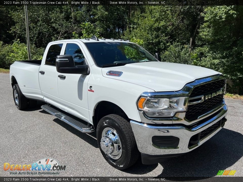 Front 3/4 View of 2023 Ram 3500 Tradesman Crew Cab 4x4 Photo #4