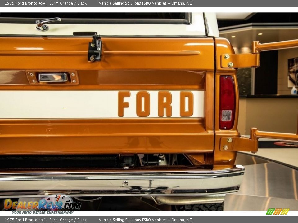 1975 Ford Bronco 4x4 Burnt Orange / Black Photo #19