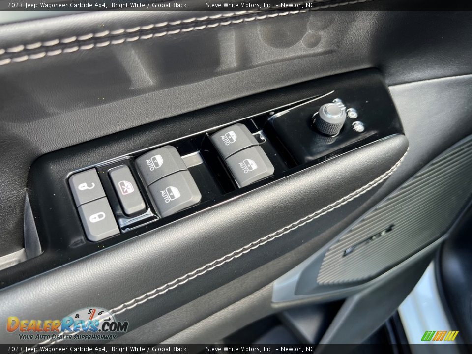 Door Panel of 2023 Jeep Wagoneer Carbide 4x4 Photo #14