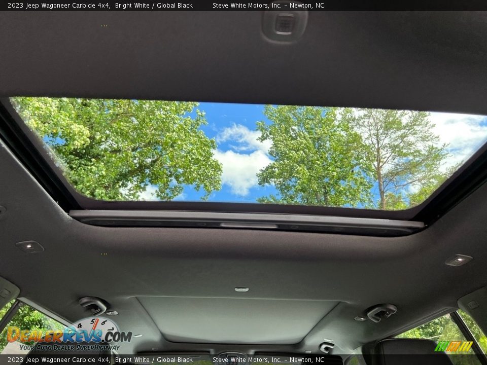 Sunroof of 2023 Jeep Wagoneer Carbide 4x4 Photo #22